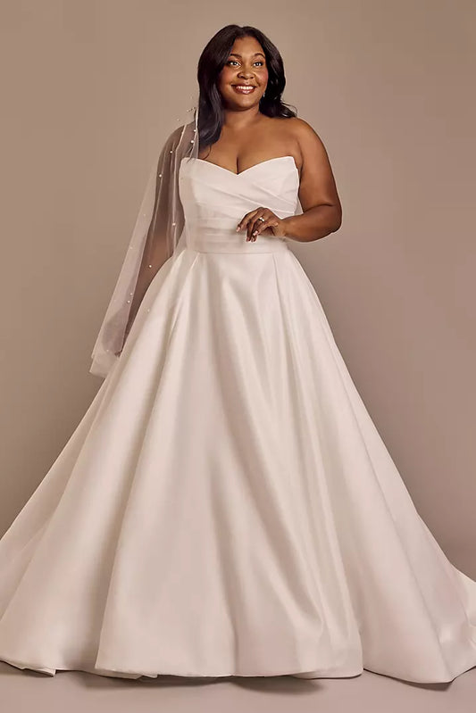 Dress: 3203 Oleg Cassini "CWG1027" Waist: 32