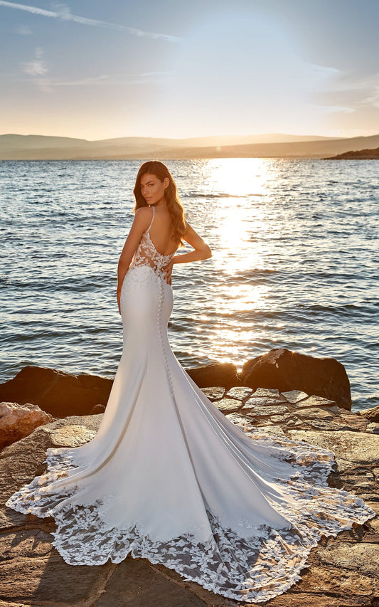 Dress: 2909 Eddy K "Argentina" Waist: 29