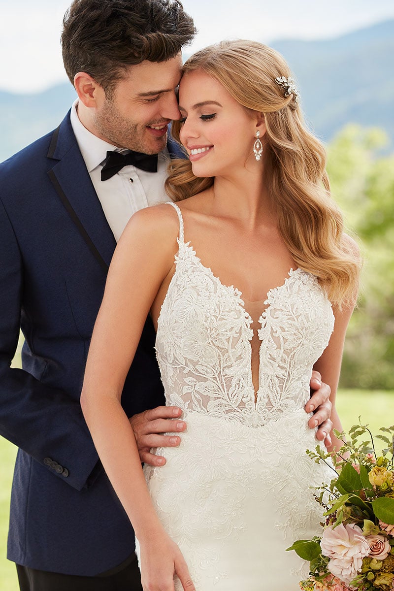 Dress: 2818 Martina Liana "1165" Waist: 28