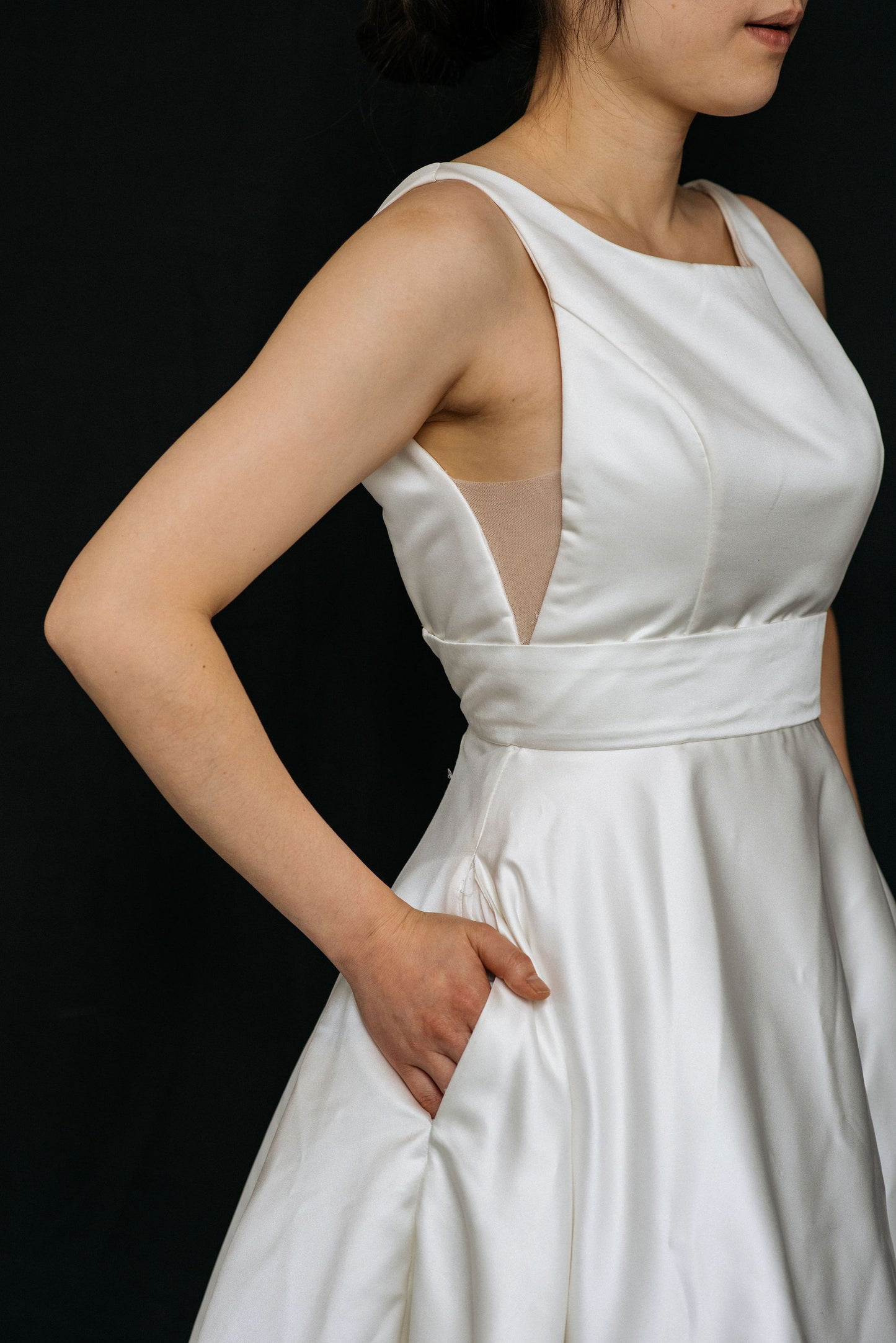 Dress: 2605 Mikaella shortened Waist: 26