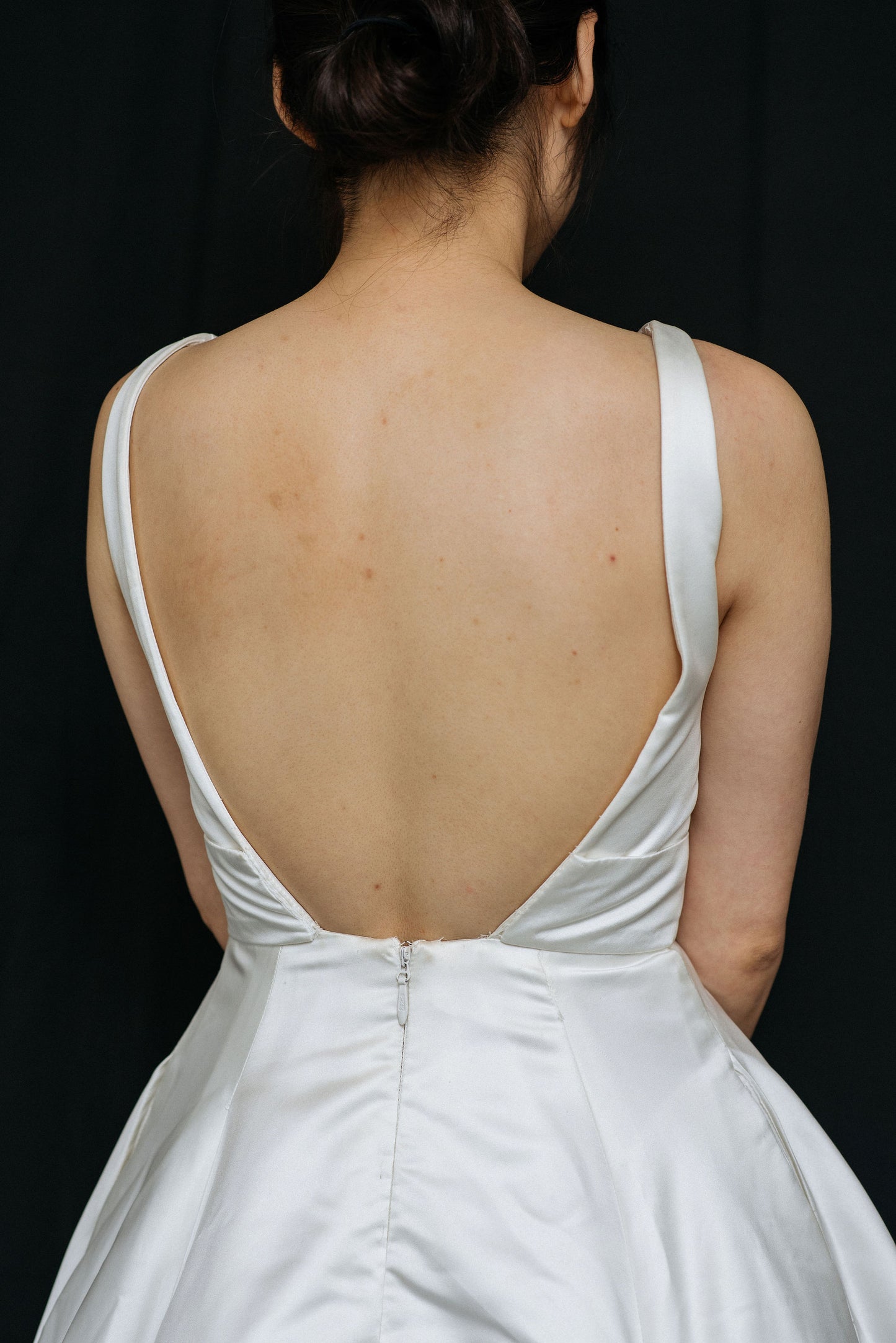 Dress: 2605 Mikaella shortened Waist: 26
