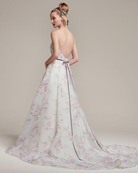 Dress: 2740 Sottero & Midgley "Kira" Waist: 27