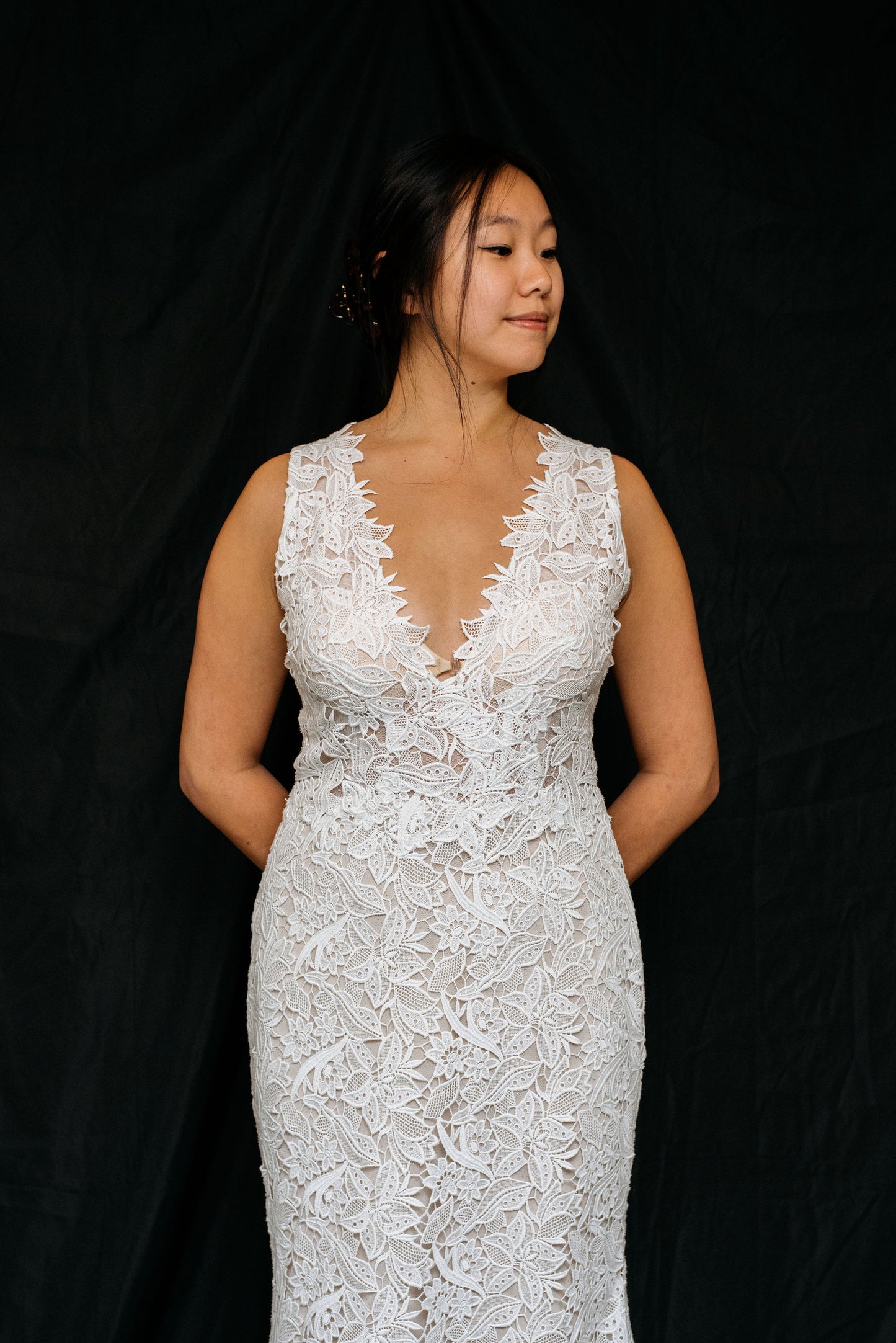 Dress 3208: Lazaro "3611" waist 32