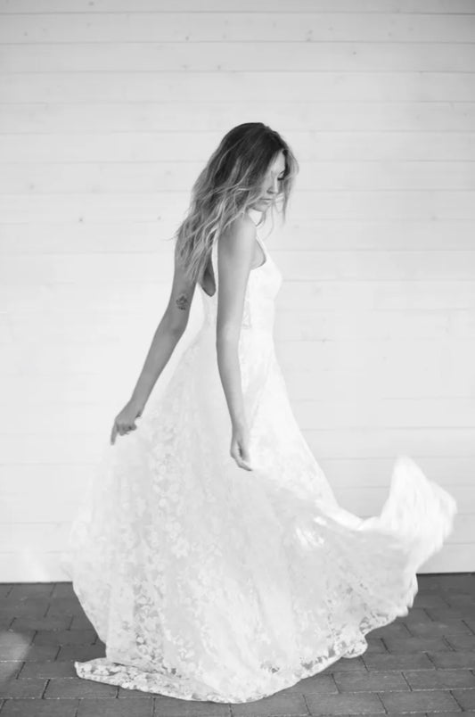 Dress: 2404 Lillian Wild "Willow" Waist: 24