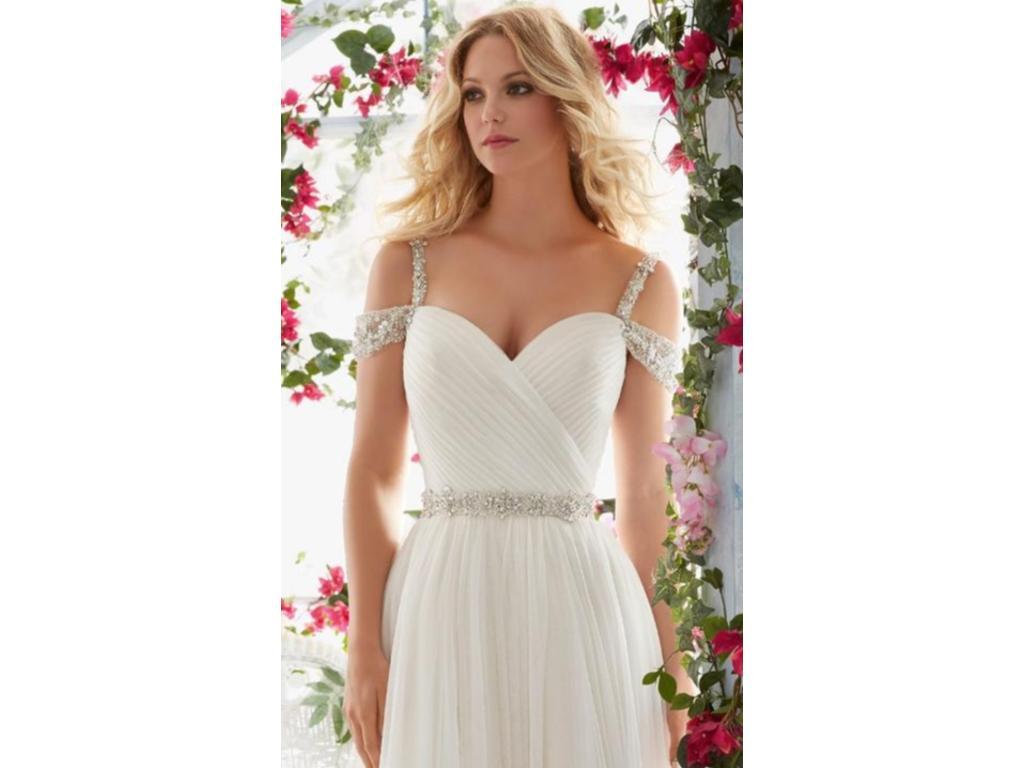 Dress: 3318 Mori Lee Voyage “6814” Waist: 33