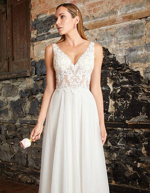 Dress: 3004 Cassidy Sara “D905” Waist: 30