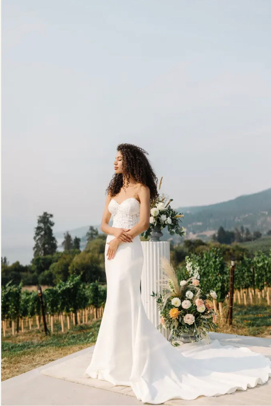 Dress: 2612 Lillian Wild “Ayla” Waist: 26