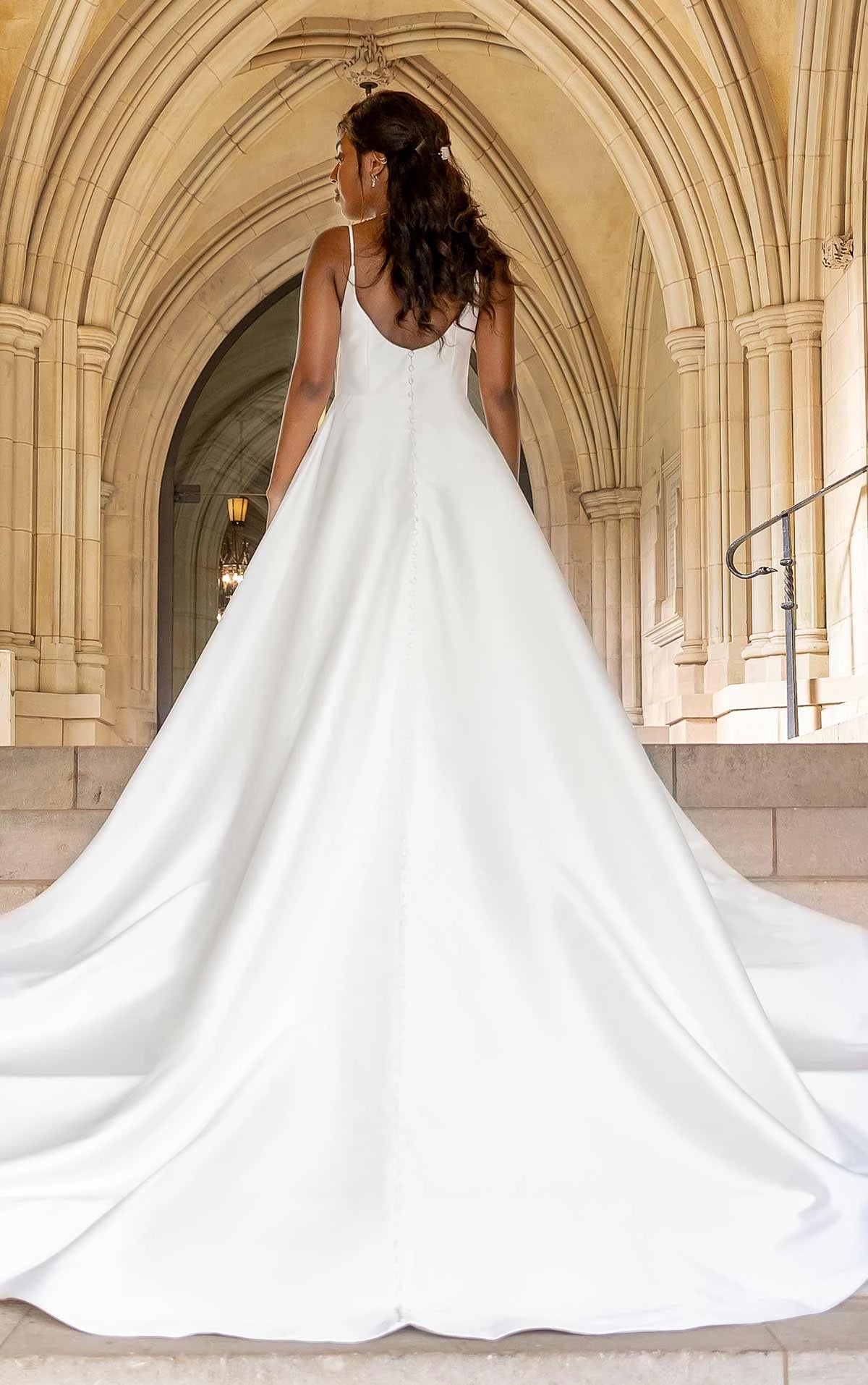 Dress: 3213 Essense of Australia “D3460” Waist: 32