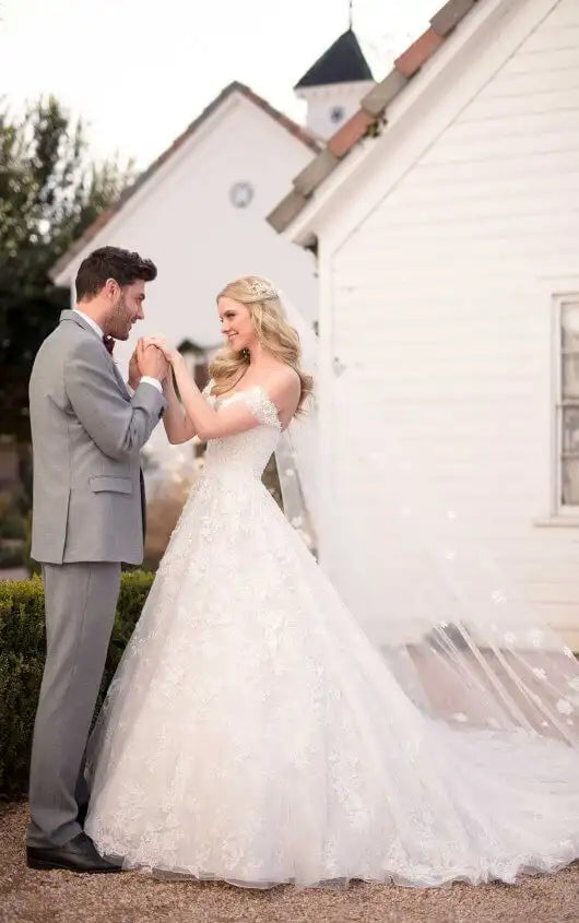 Dress: 2823 Martina Liana “ML999” Waist: 28