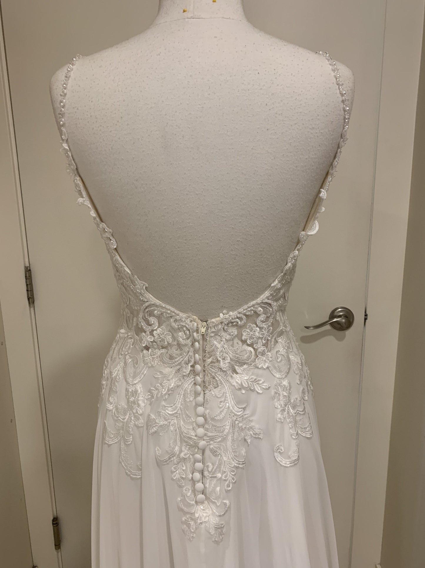 Dress: 3503 Madison Collection "3065" Waist: 35