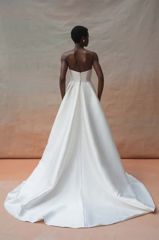 Dress: 2509 Jenny Yoo “Catherine” Waist: 25