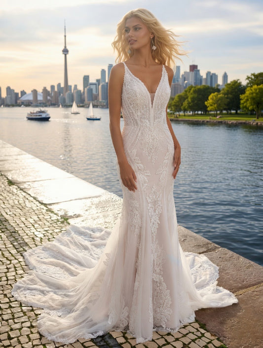 New Dress: 997 Sottero & Midgley "Franklynn" Waist: 31