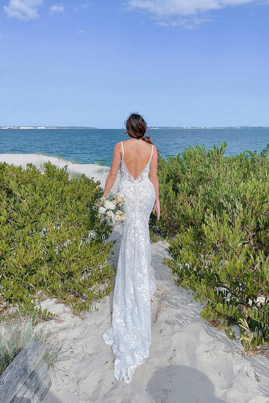 Dress: 3021 Stella York "7370" Waist: 30