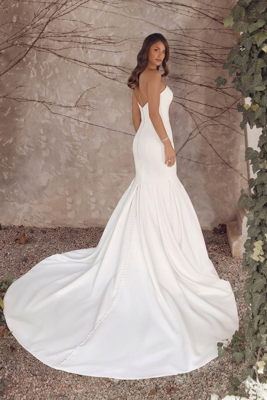 New Dress: 3212 Justin Alexander “Anne” Waist: 32