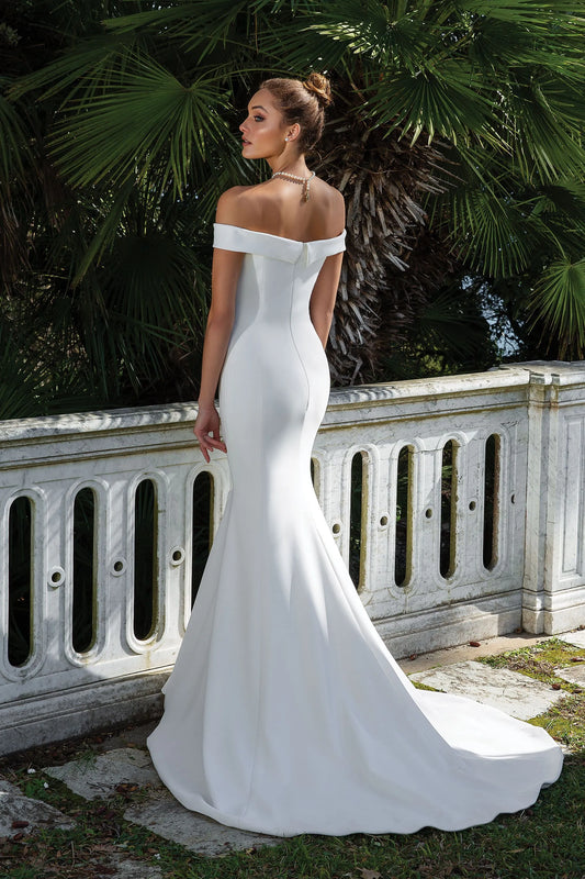 Dress: 2835 Justin Alexander "88115" Waist: 28