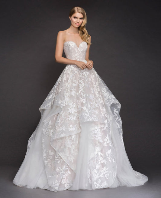 Dress: 2902 Blush by Hayley Paige “Lulu” Waist: 29