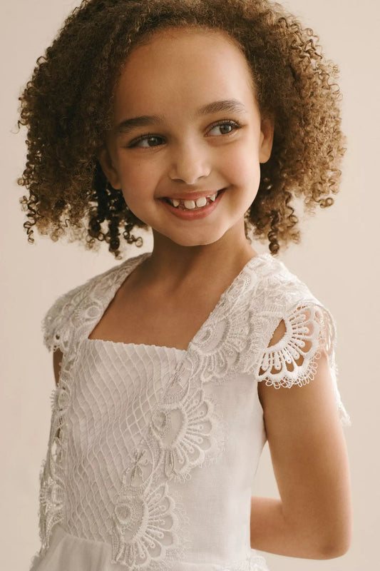 FL14-01 Giò Bespoke "Alma Lace" Size: 14