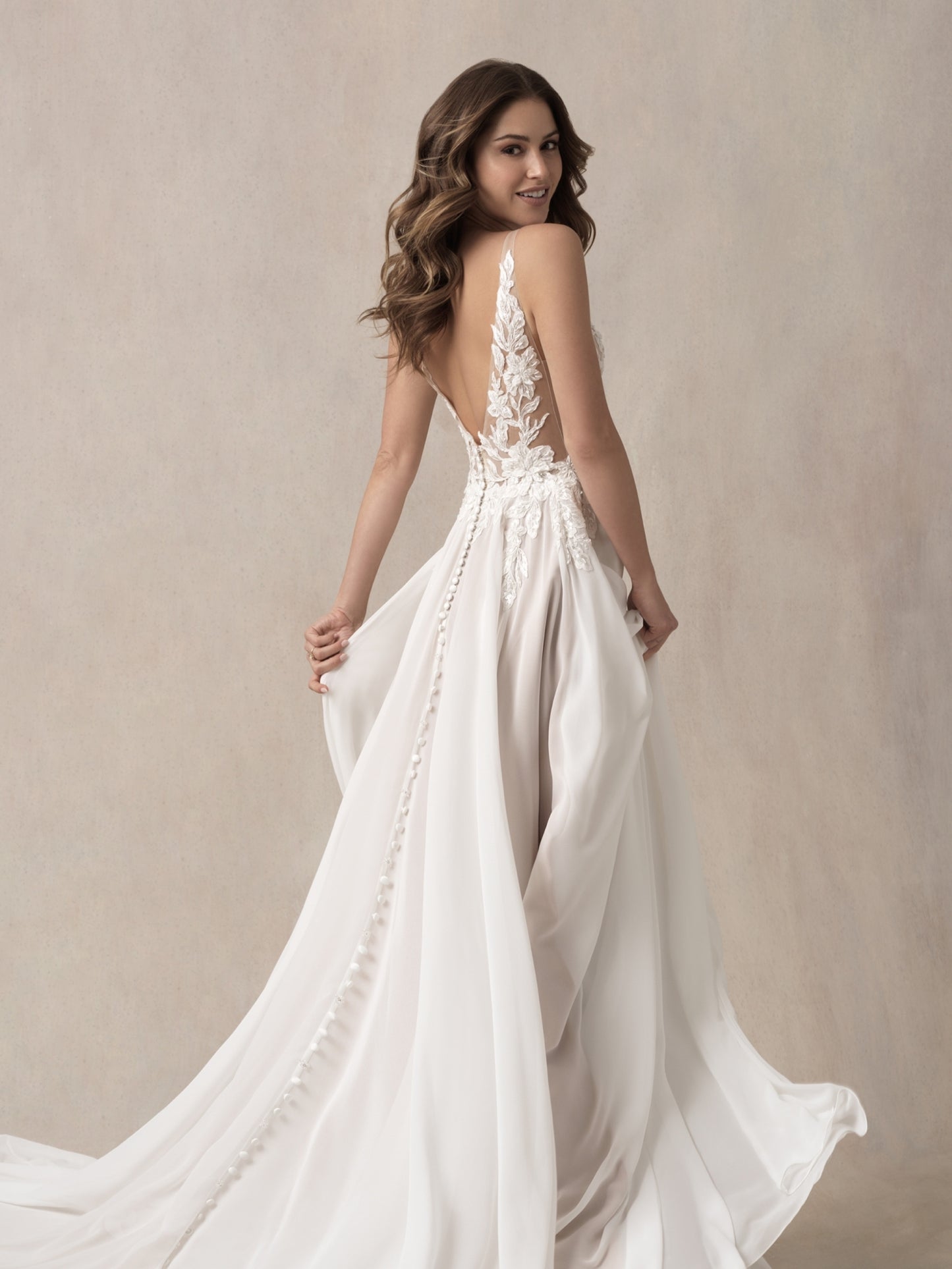 Dress: 3902 Allure Bridal "9850W" Waist: 39