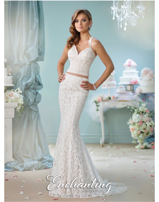 Dress: 2501 Enchanting by Mon Cheri “116135” Waist: 25