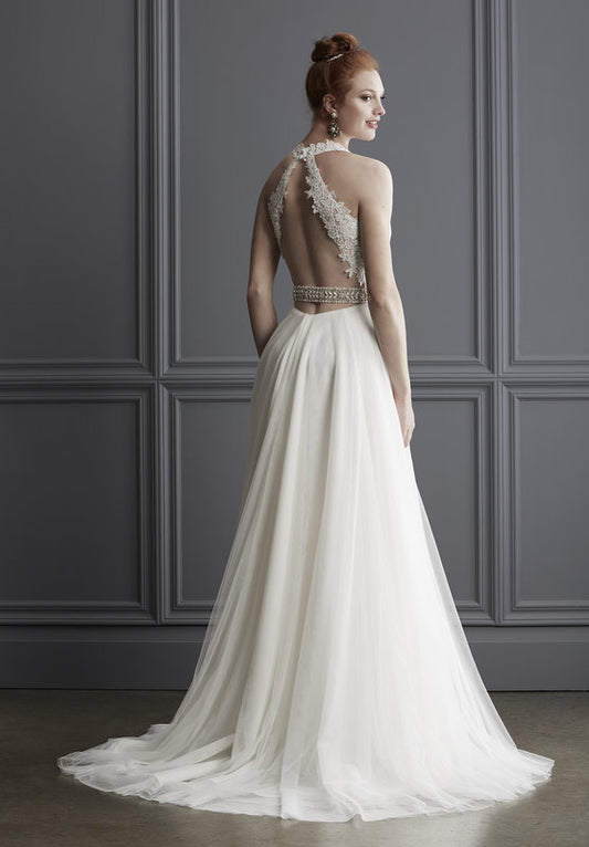 Dress: 2811 Madison Collection “1529” Waist: 28