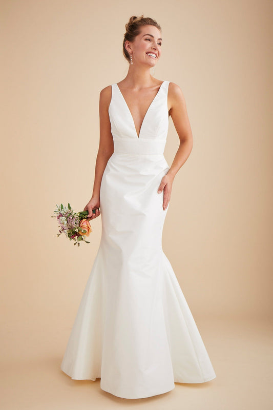 Dress: 2620 Astrid and Mercedes "Spark" Waist: 26