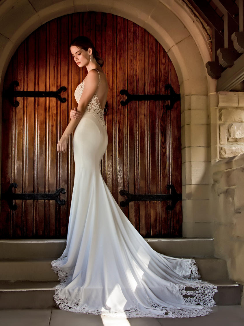 Dress: 3201 Enzoani-Blue "Yuri" Waist: 32