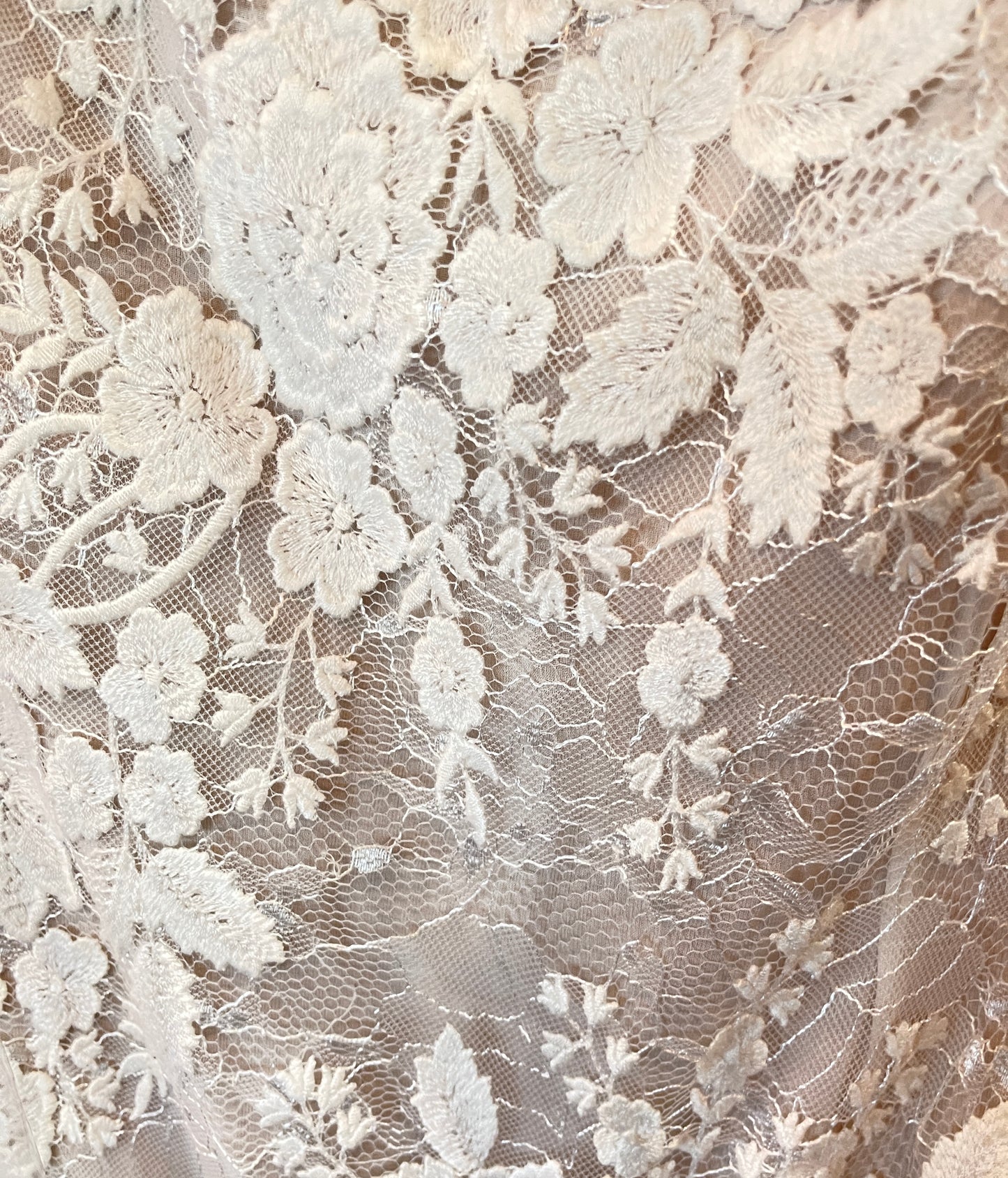 New Dress: 2601 Haute Couture “Maya” Waist: 26