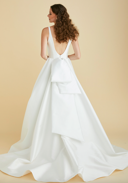 Dress: 3309 Astrid & Mercedes "Fern" Waist: 33