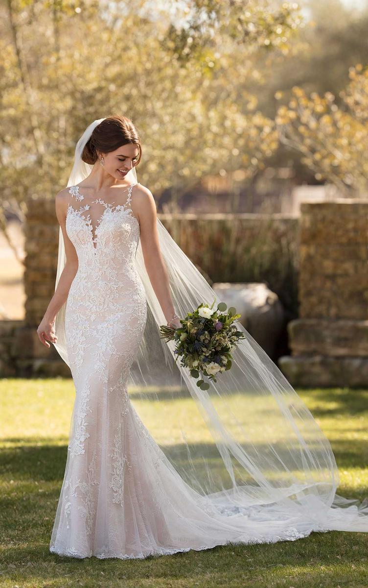 Dress: 3017 Essense of Australia "D2478" Waist: 30