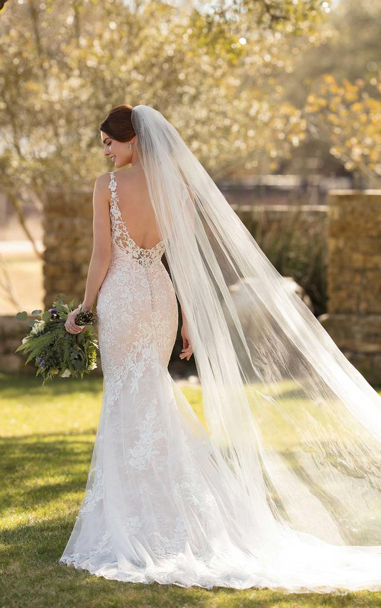 Dress: 3017 Essense of Australia "D2478" Waist: 30