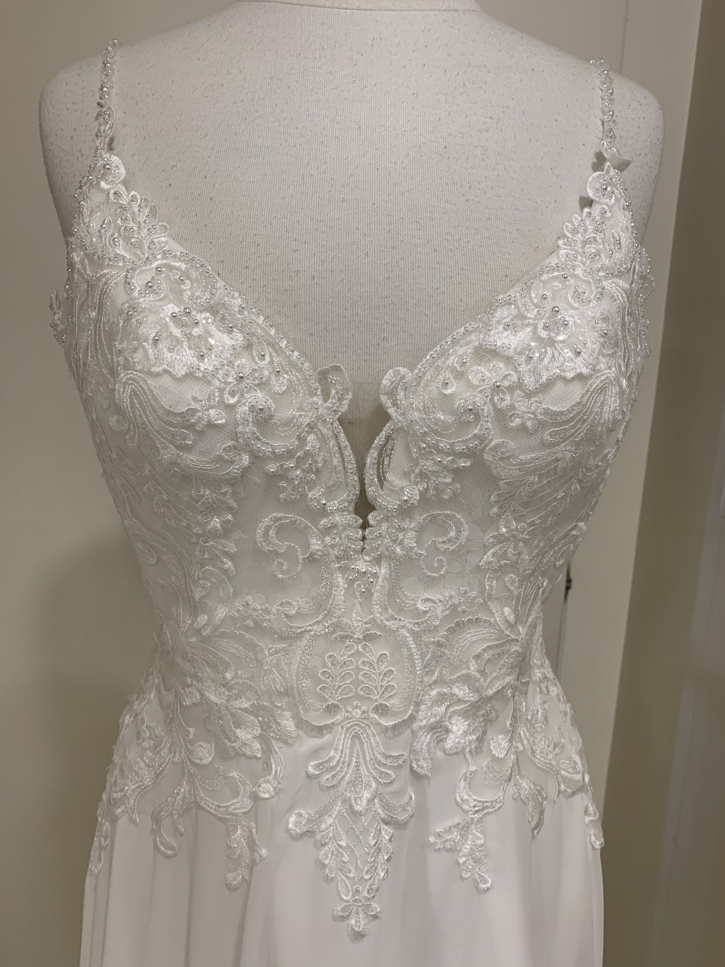 Dress: 3503 Madison Collection "3065" Waist: 35