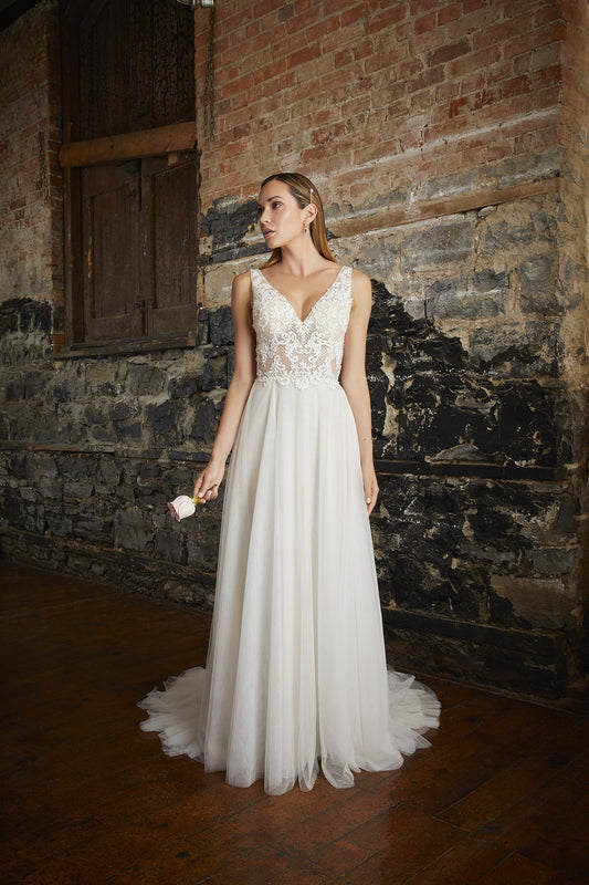 Dress: 3004 Cassidy Sara “D905” Waist: 30