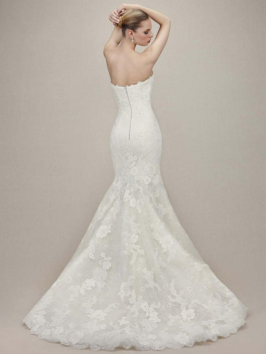 Dress: 3219  Enzoani "Kendall" Waist: 32