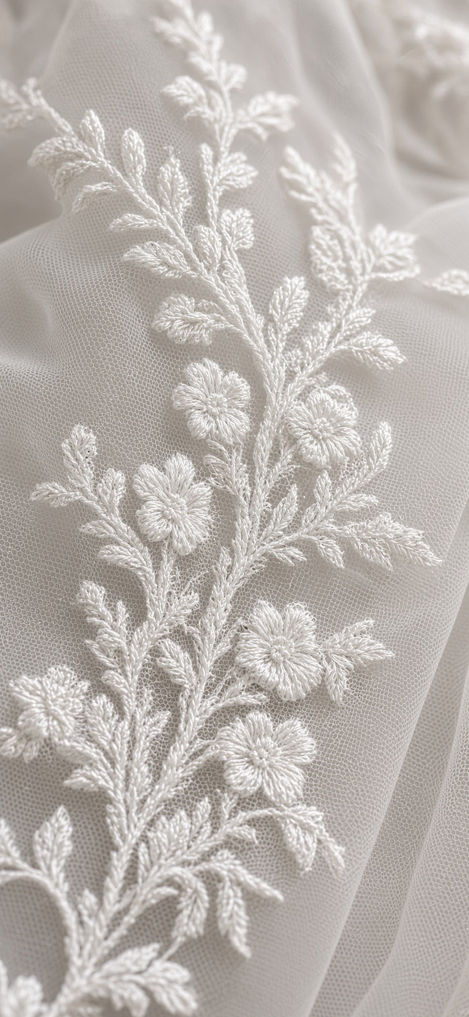 Veil 640: Pronovias Centre-Cut Cathedral Length