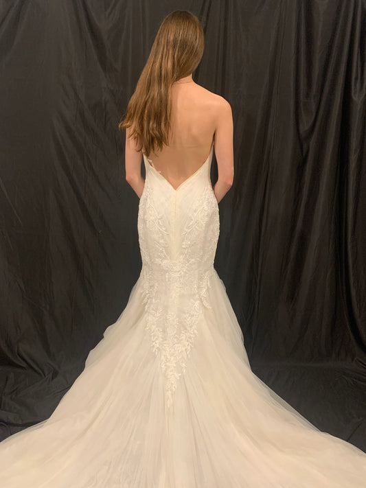 Dress 2601: Haute Couture "Nicole" waist 26