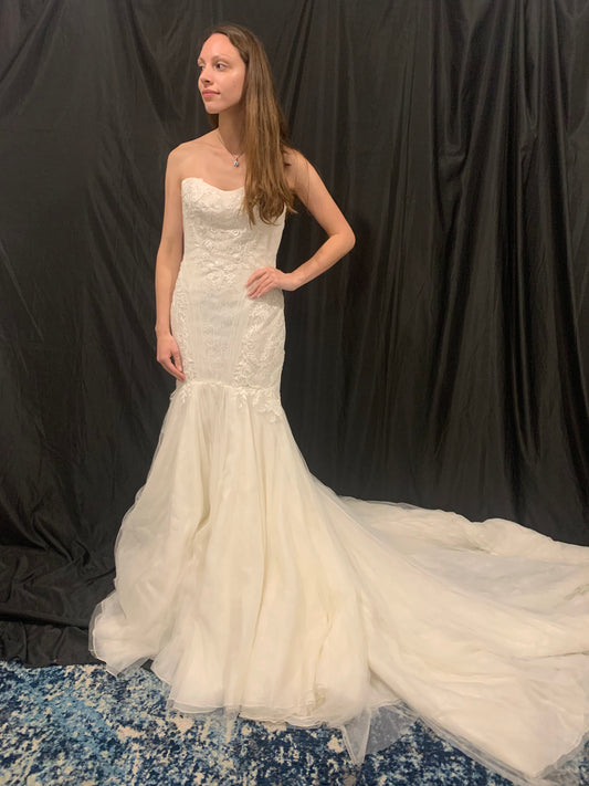 Dress 2601: Haute Couture "Nicole" waist 26