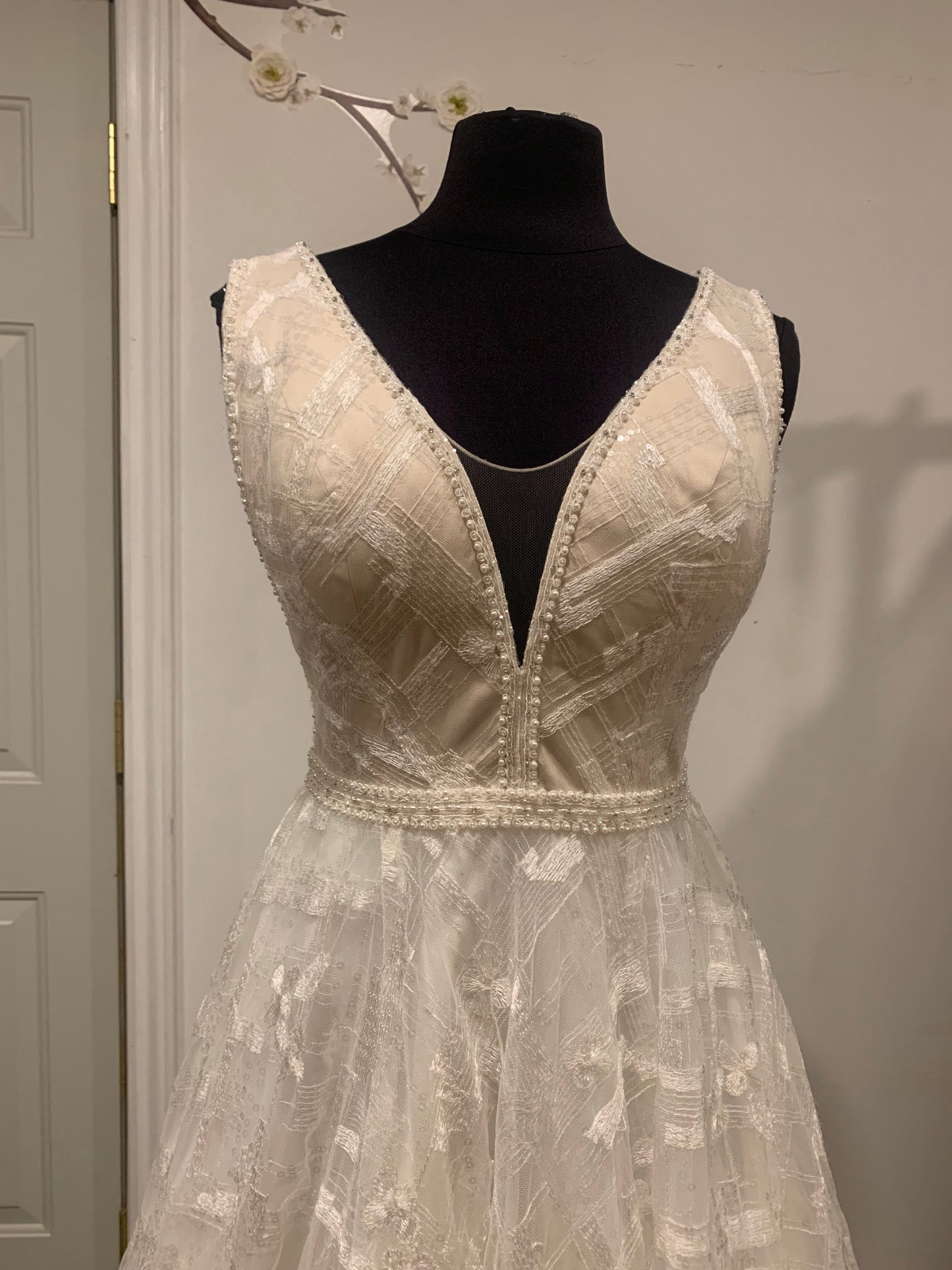 Dress 3119: Kenneth Winston Geometric Sequinned Gown waist 31