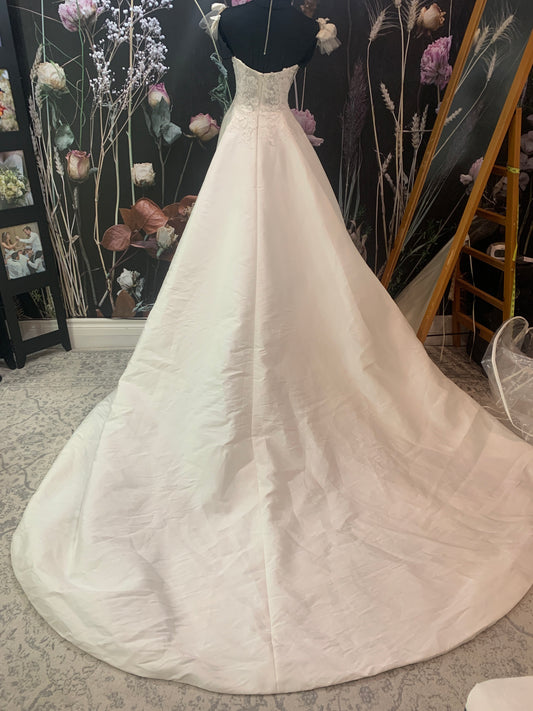 Dress 2624: Haute Couture "Juliette" waist 26