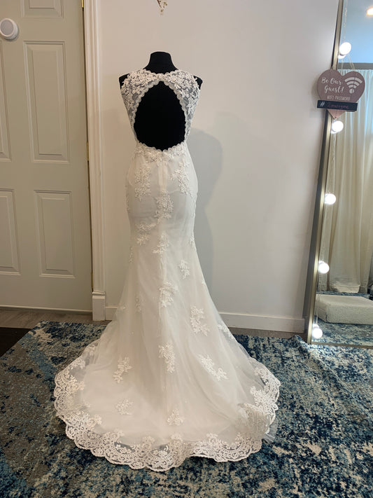 Dress 3035: "3732" waist 30