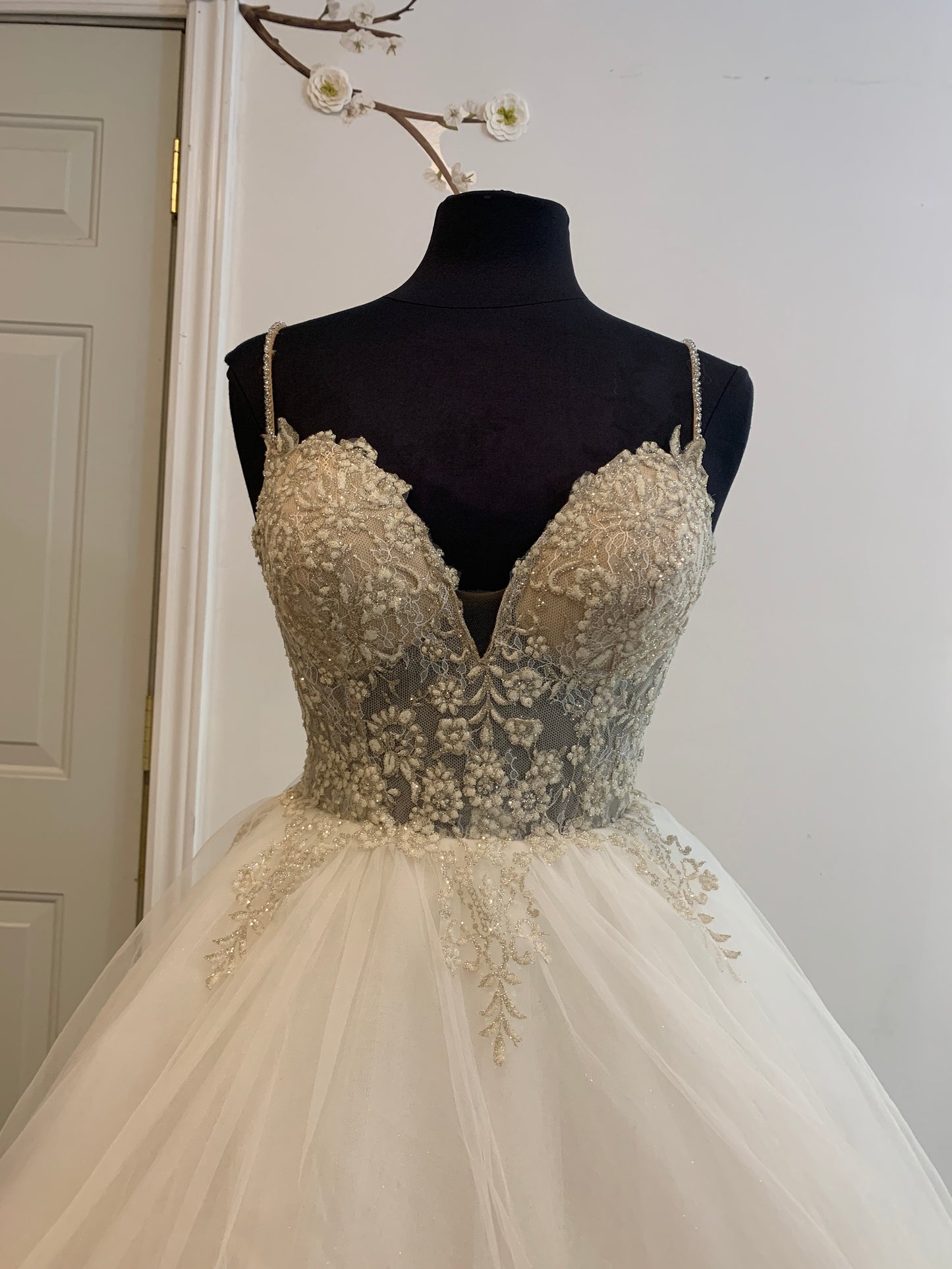 Dress 2834: Gold Sparkle Gown waist 28