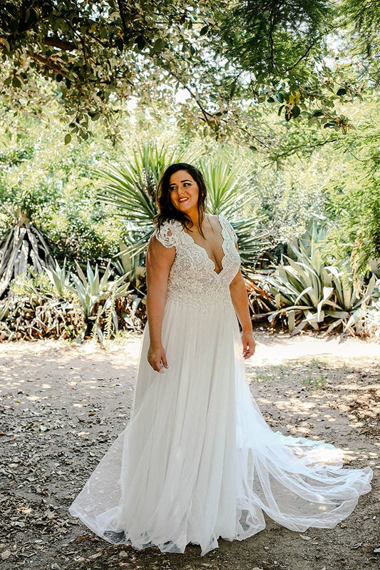 Dress 4001: Studio Levana "Jess" waist 40