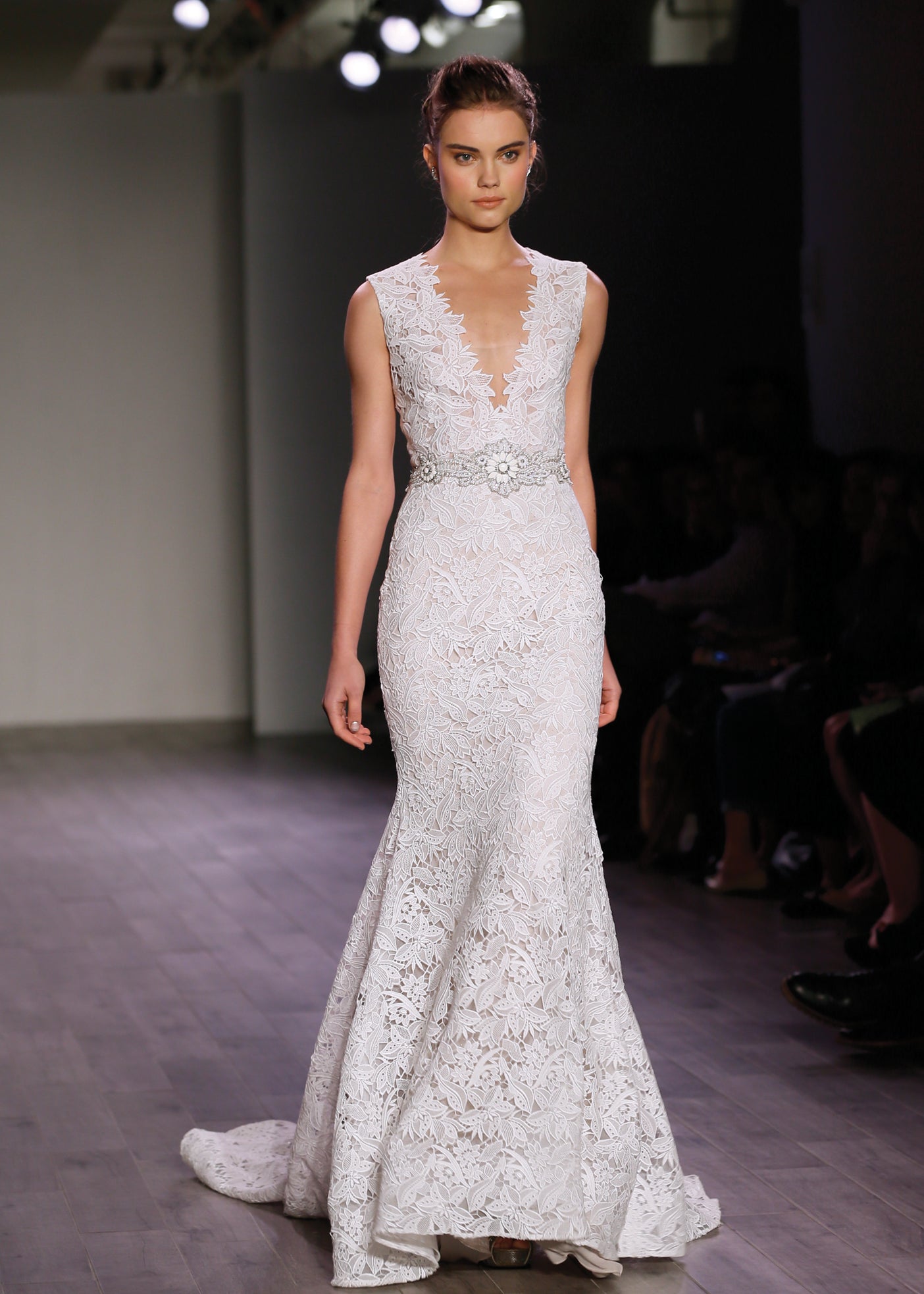 Dress 3208: Lazaro "3611" waist 32