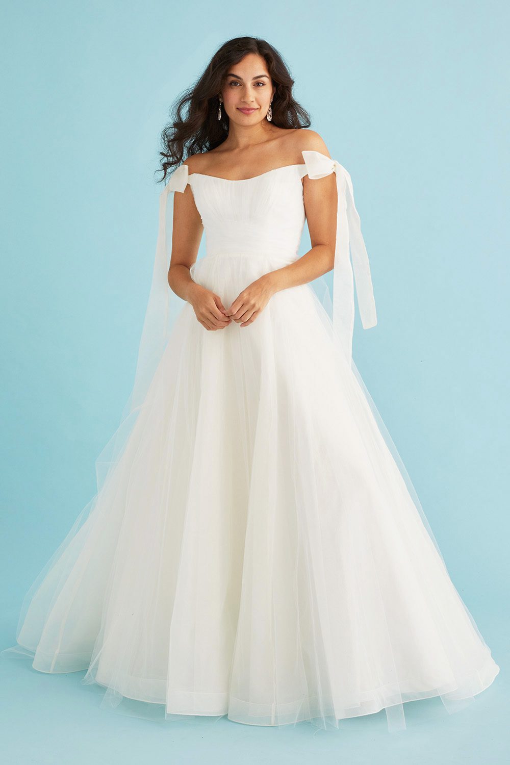 Dress: 2718 Lea-Ann Belter "Angelica" Waist: 27