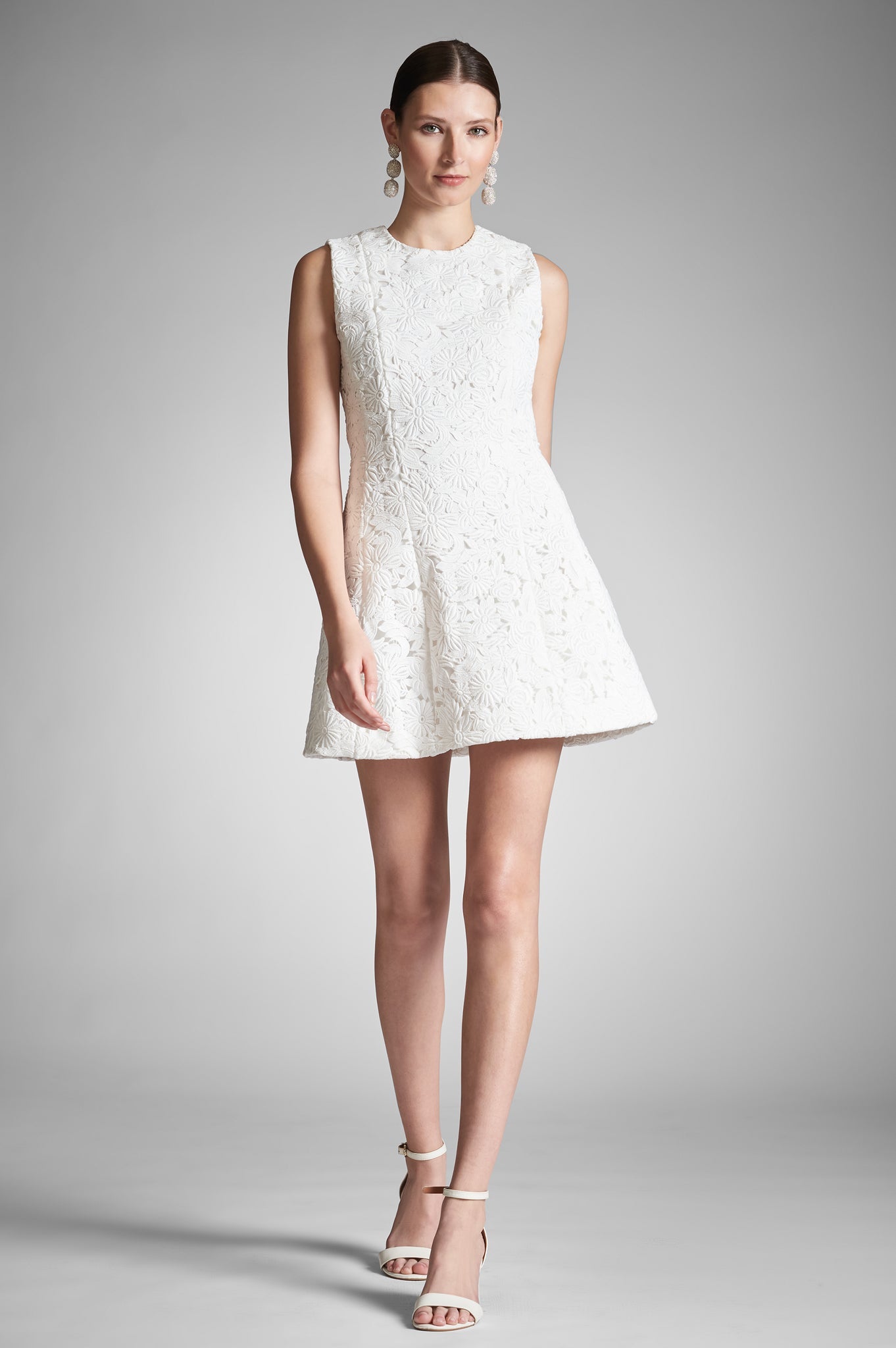 Dress 3107: Sachin and Babi "Mon Coeur" waist 31