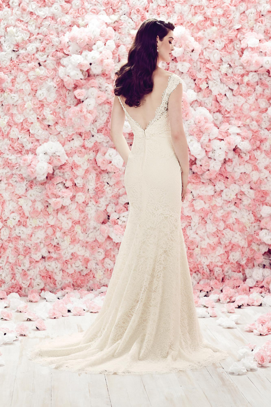 Dress 2508: Mikaella "1864" waist 25