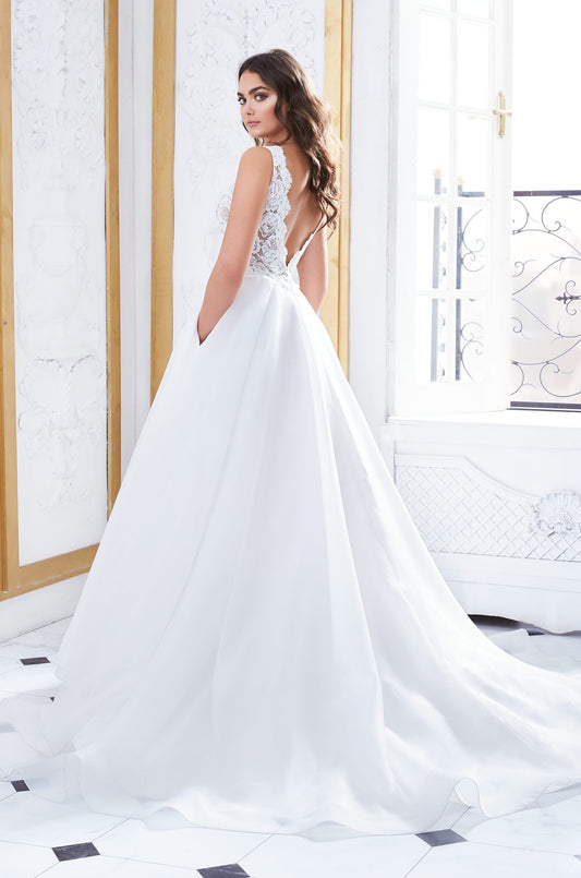 Dress 3034: Paloma Blanca "4852" waist 30