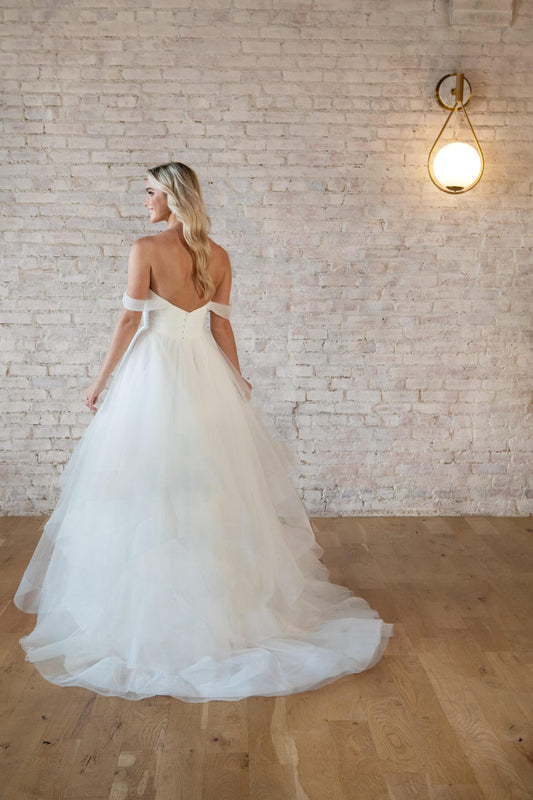 Dress: 3209 Stella York "7600" Waist: 32