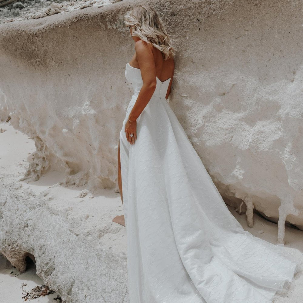 Dress: 3210 Rachel Rose "Snow" Waist: 32