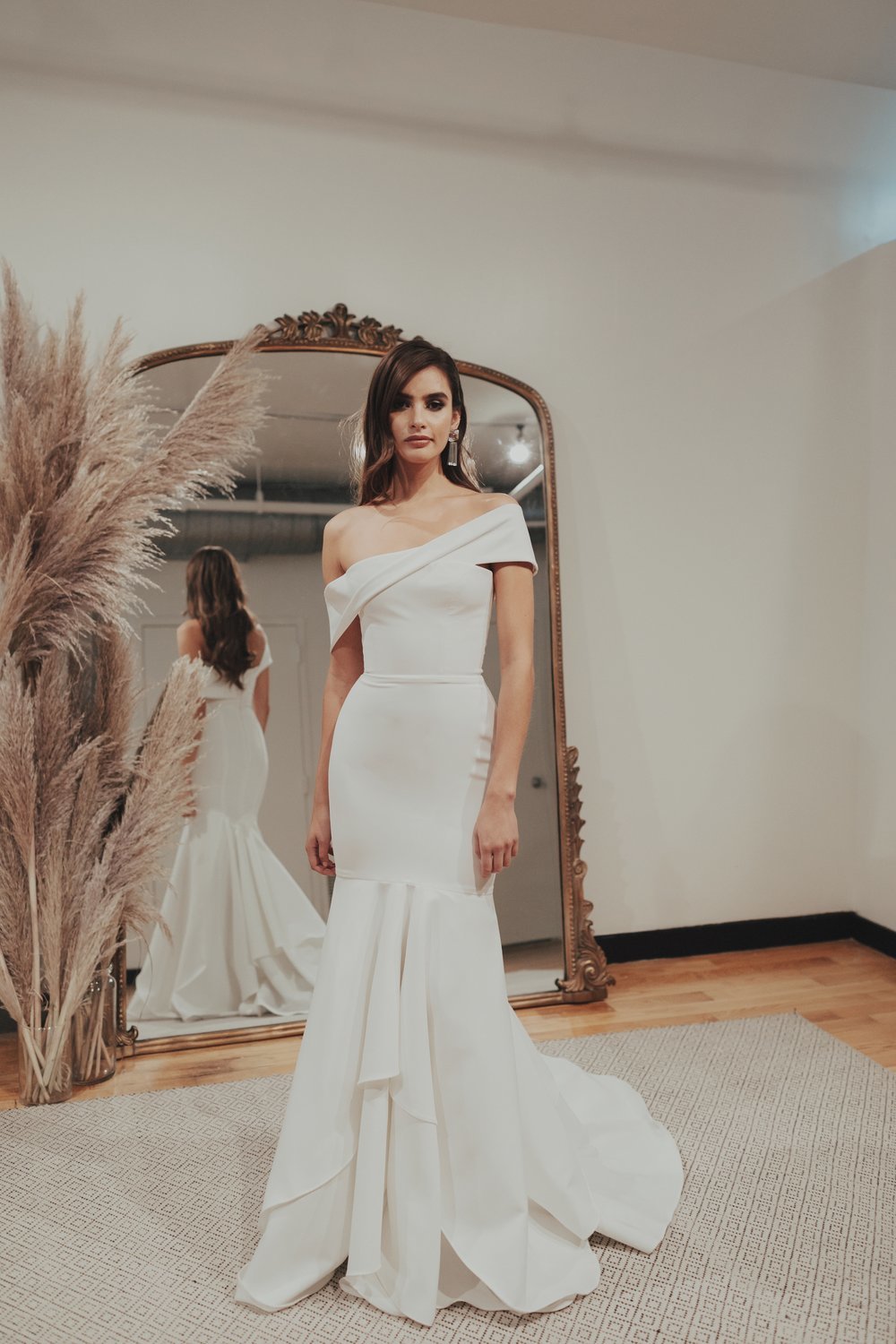 Dress 3123: Sarah Seven "Prosecco" waist 31