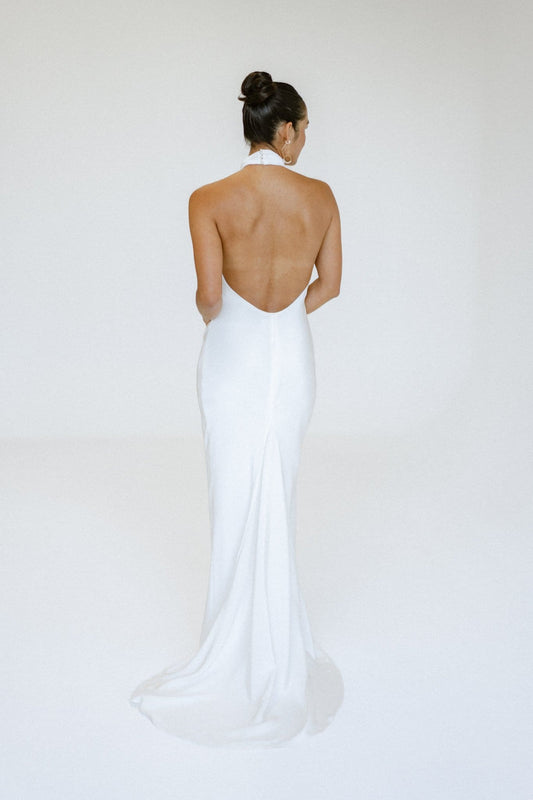 Dress: 2709 Gown + Altar "Anderson" Waist: 27